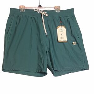 NWT Avalanche Teal Athletic Shorts for Men